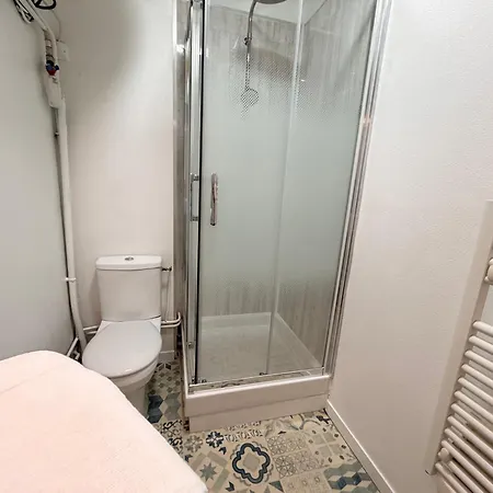 Payen T2 Confortable Refait à Neuf Au Centre Appartement